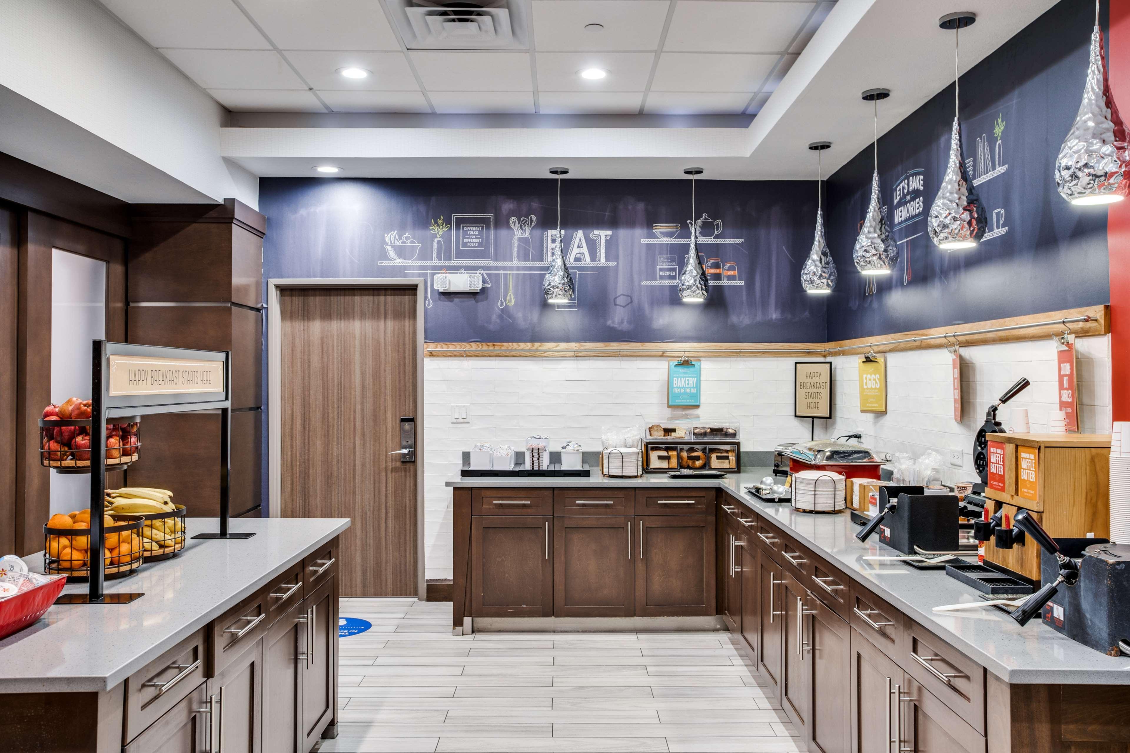 Hampton Inn&Suites Dallas-Central Expy/North Park Area Esterno foto
