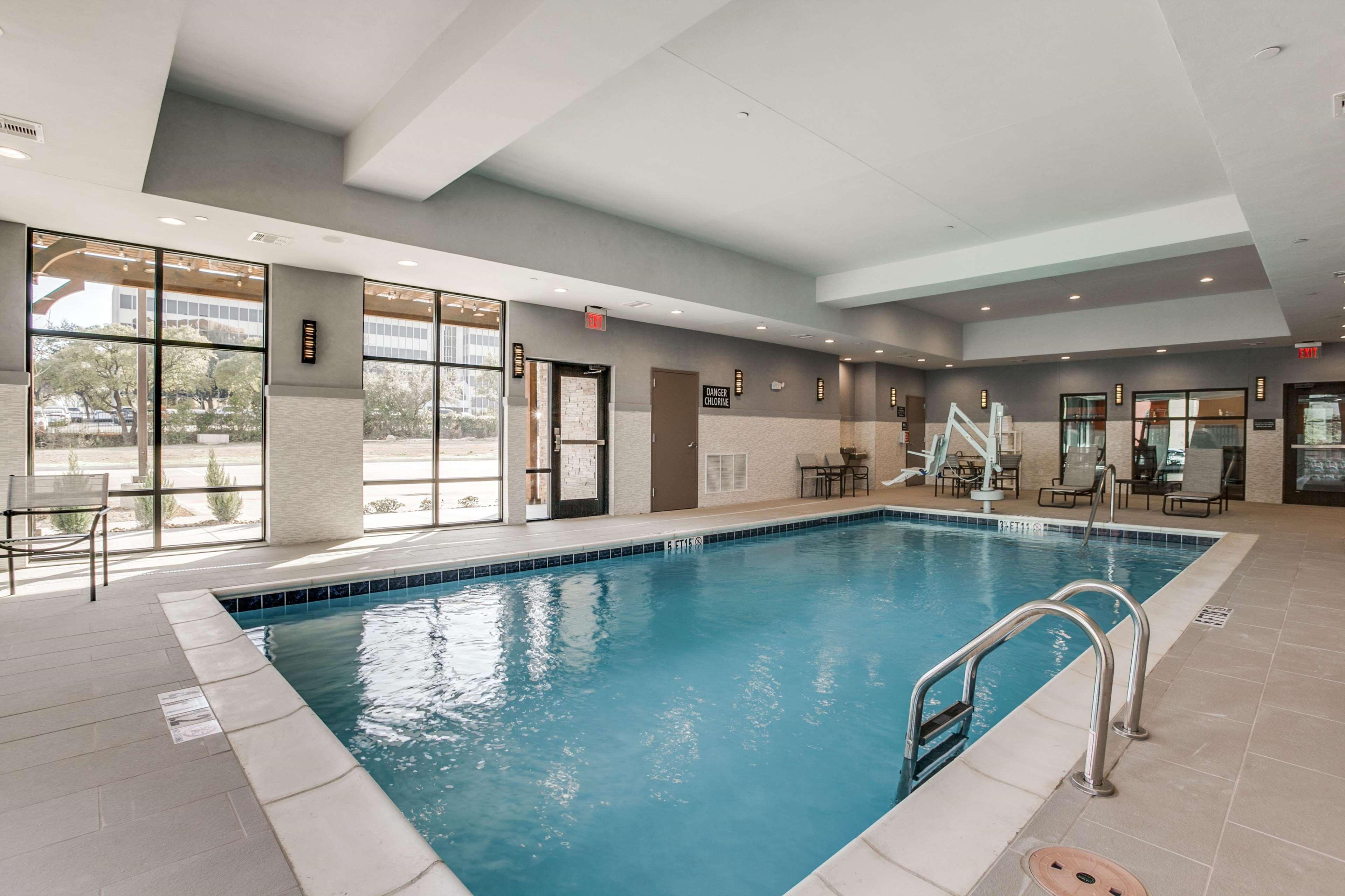 Hampton Inn&Suites Dallas-Central Expy/North Park Area Esterno foto