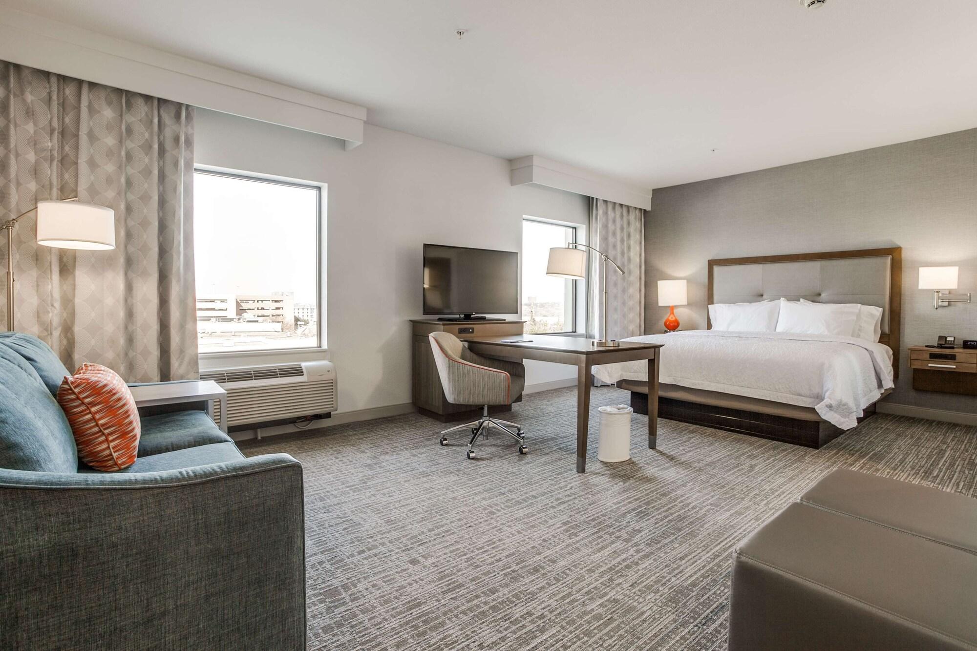 Hampton Inn&Suites Dallas-Central Expy/North Park Area Esterno foto