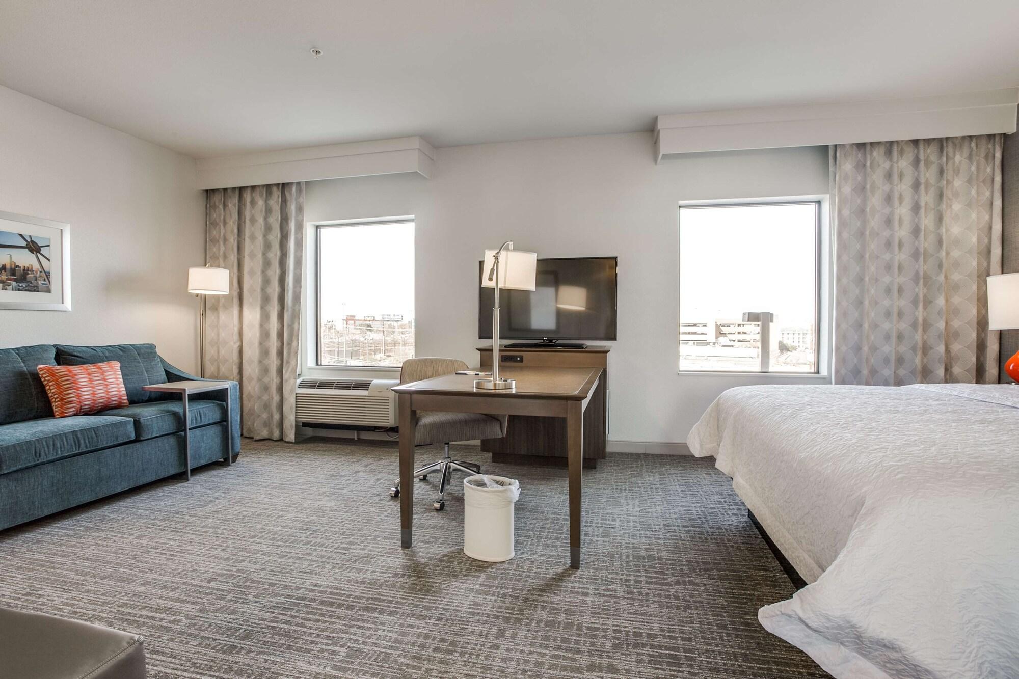 Hampton Inn&Suites Dallas-Central Expy/North Park Area Esterno foto