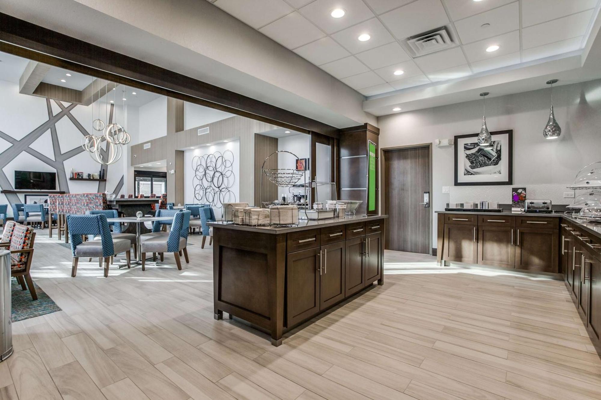Hampton Inn&Suites Dallas-Central Expy/North Park Area Esterno foto