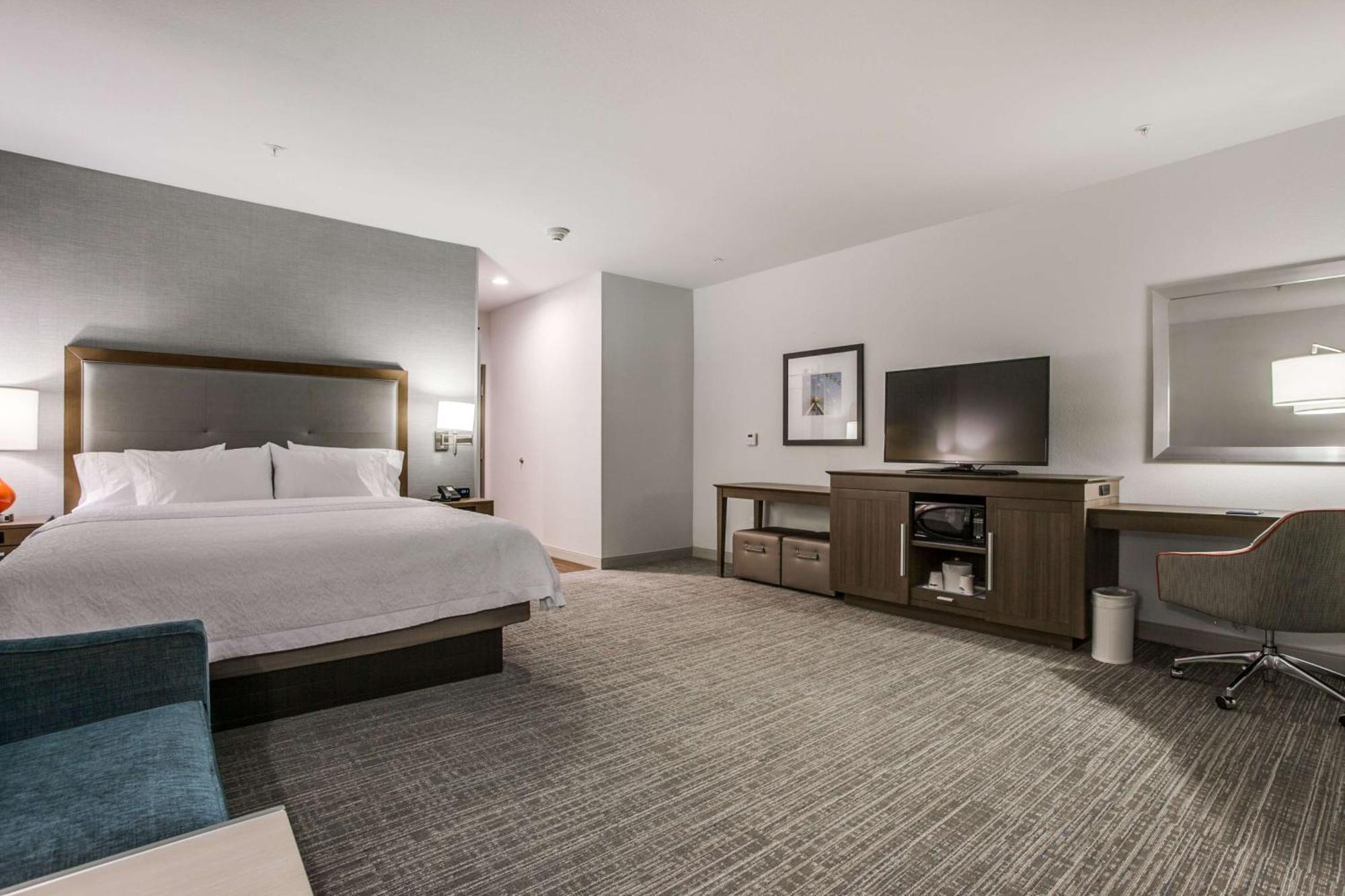 Hampton Inn&Suites Dallas-Central Expy/North Park Area Esterno foto